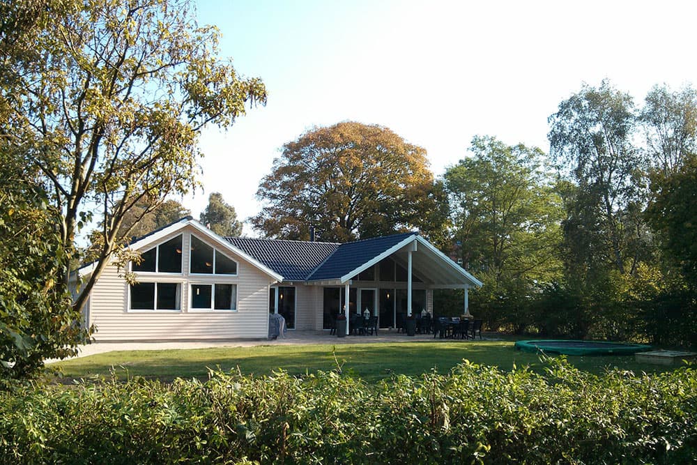 Handicapvenligt sommerhus med pool i Dronningmølle - billede 1