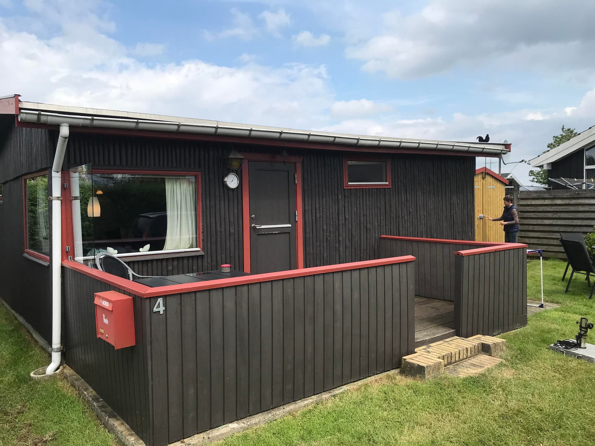 Hyggeligt sommerhus, kun 150 meter fra vandet.