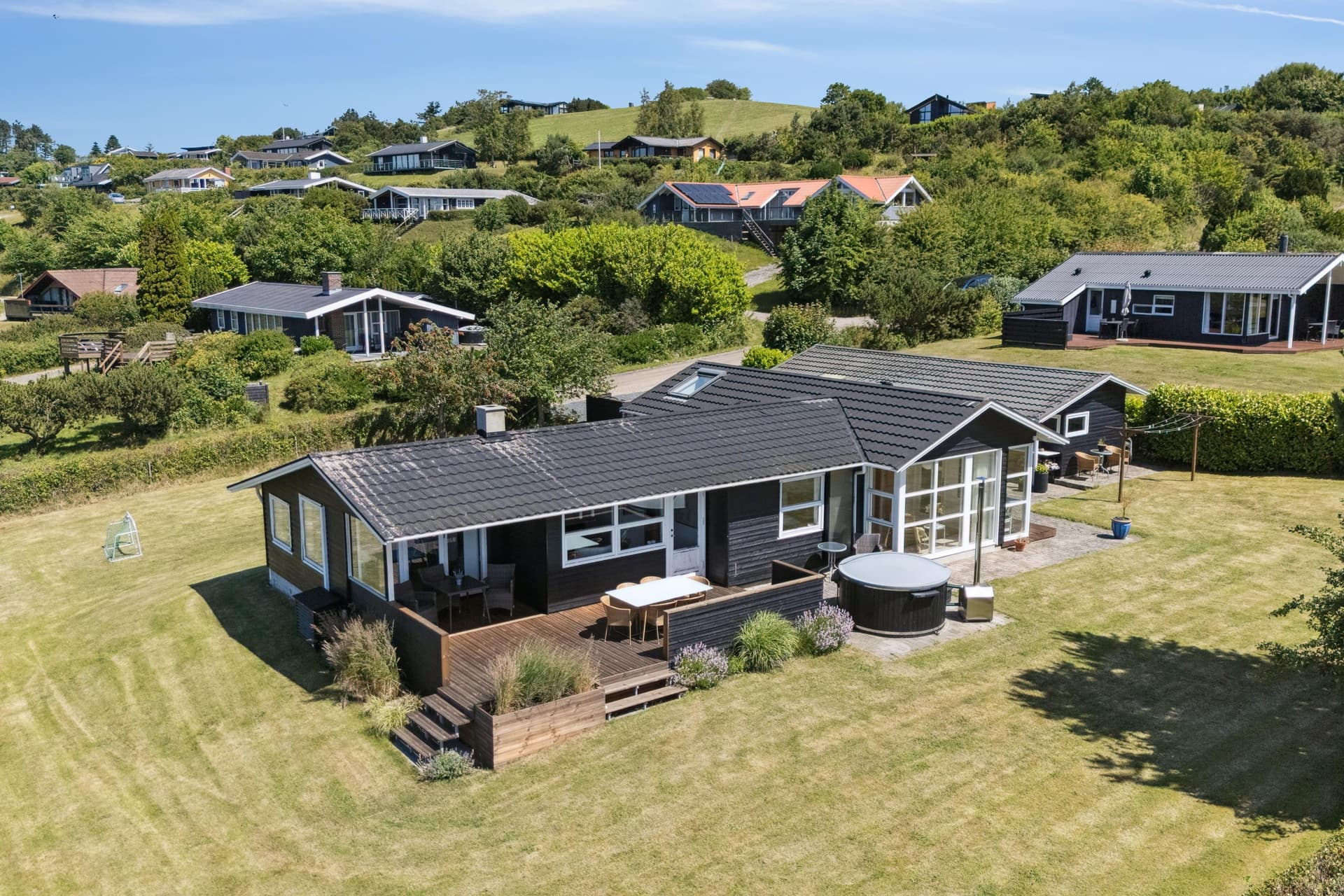 Vandkærsholmvej 17, Ebeltoft - image 1