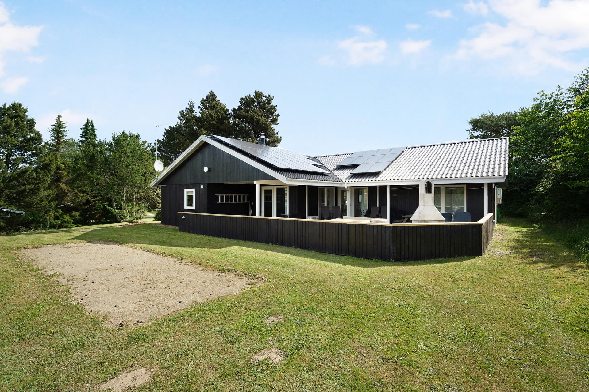 S. Jonassens Vej 36, Ebeltoft - image 1